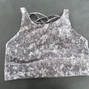 Lululemon Athletica free to be wild high neck